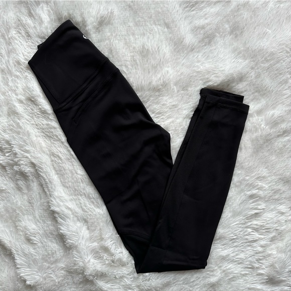 Lululemon Mastered Motion *SHR - Picture 1 of 5